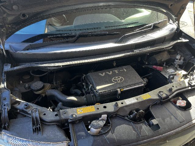 TOYOTA BB 2012 Image 31