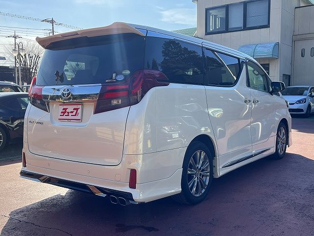 TOYOTA ALPHARD 2016 Image 31