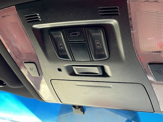 TOYOTA ALPHARD 2016 Image 31