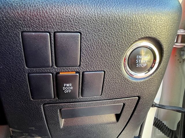 TOYOTA ALPHARD 2016 Image 31