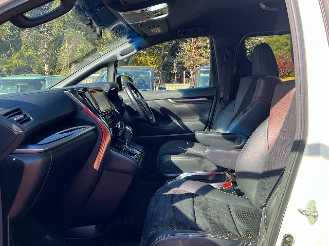 TOYOTA ALPHARD 2016 Image 31