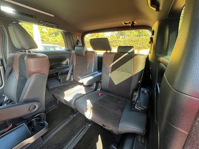 TOYOTA ALPHARD 2016 Image 31