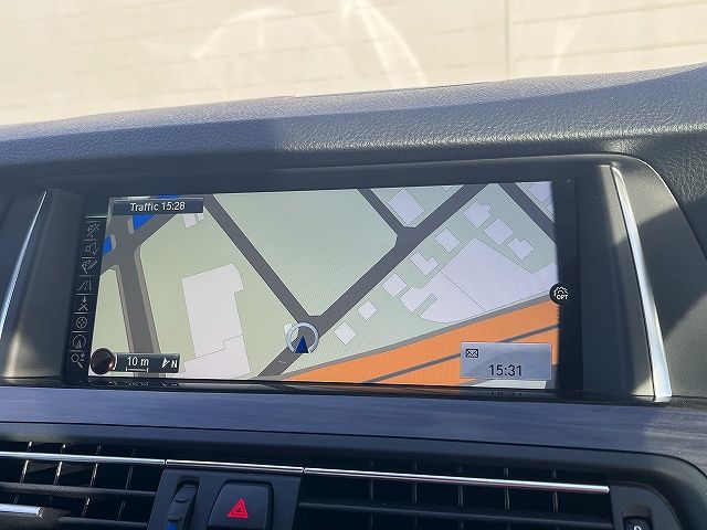 BMW 5SERIES SEDAN 2016 Image 31