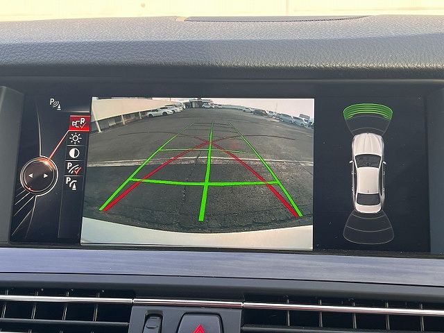 BMW 5SERIES SEDAN 2016 Image 31