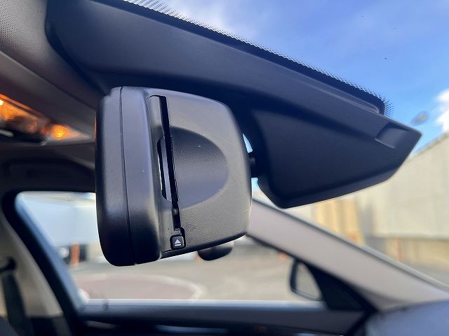 BMW 5SERIES SEDAN 2016 Image 31