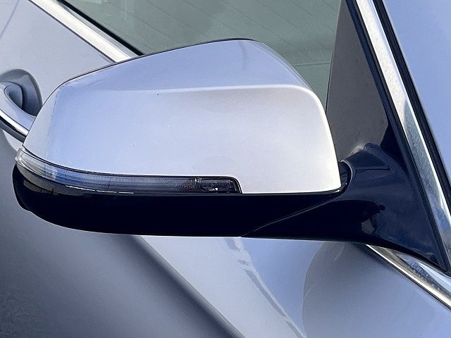 BMW 5SERIES SEDAN 2016 Image 31