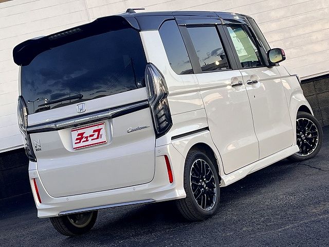 HONDA N BOX CUSTOM 2023 Image 31