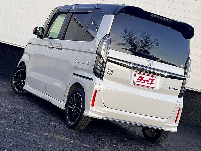 HONDA N BOX CUSTOM 2023 Image 31
