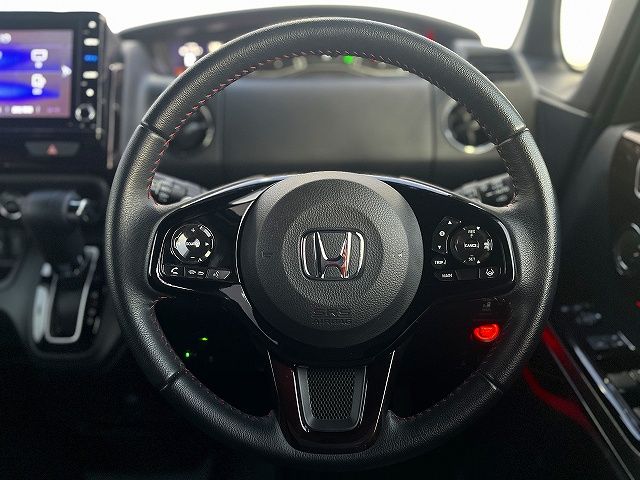 HONDA N BOX CUSTOM 2023 Image 31