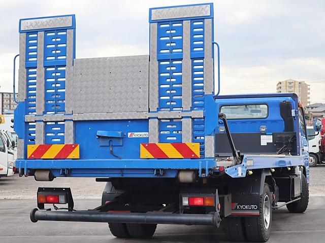 MITSUBISHI CANTER 2018 Image 31