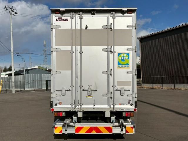 ISUZU ELF 2018 Image 31