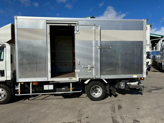 ISUZU ELF 2018 Image 31