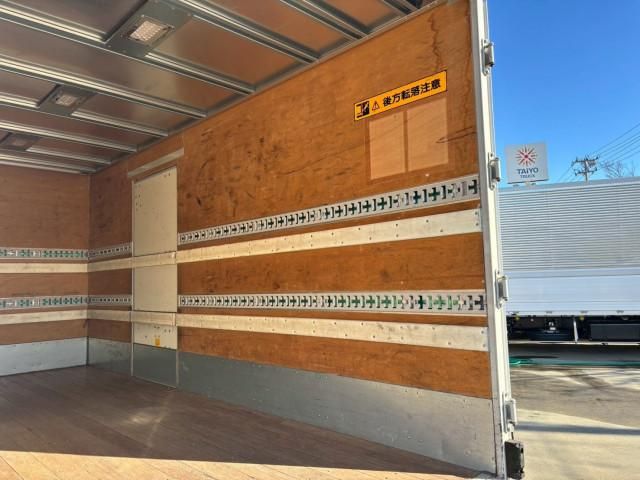 ISUZU ELF 2018 Image 31