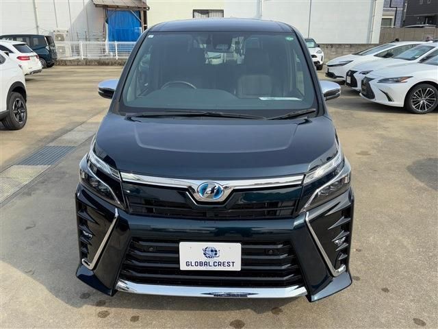 TOYOTA VOXY HYBRID 2019 Image 31