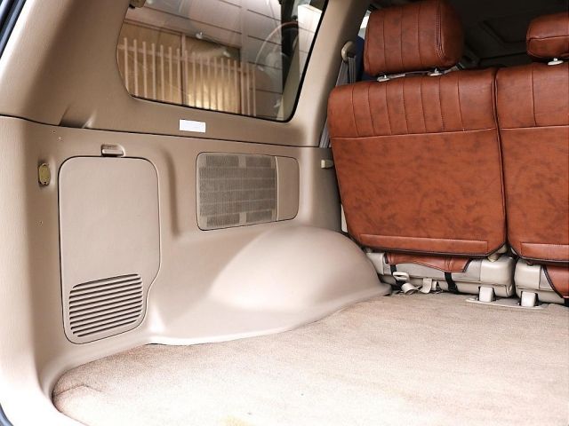 TOYOTA LANDCRUISER VAN 1998 Image 31