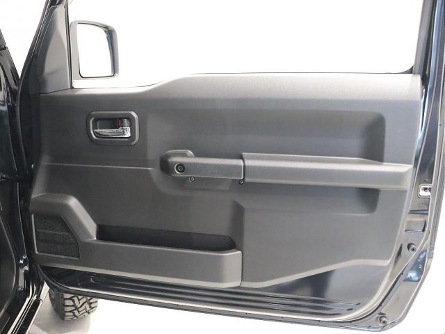 SUZUKI JIMNY 4WD 2024 Image 31