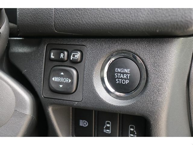 TOYOTA HIACE VAN 4WD 2023 Image 31