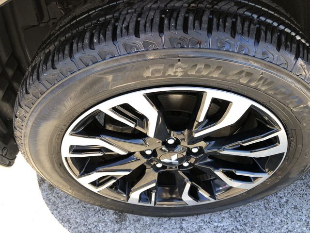 MITSUBISHI OUTLANDER PHEV 2016 Image 31