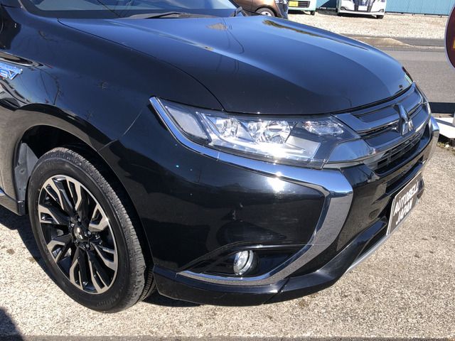 MITSUBISHI OUTLANDER PHEV 2016 Image 31