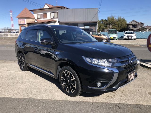 MITSUBISHI OUTLANDER PHEV 2016 Image 31