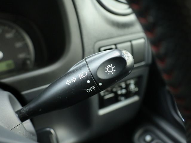 SUZUKI JIMNY 4WD 2014 Image 31