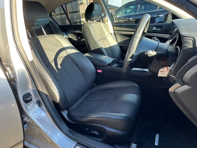 NISSAN SKYLINE 2011 Image 31