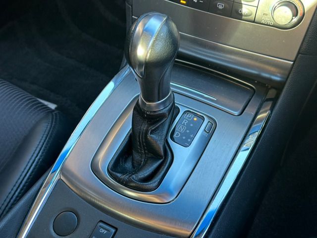 NISSAN SKYLINE 2011 Image 31