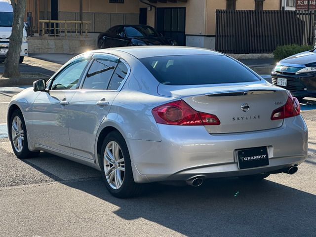 NISSAN SKYLINE 2011 Image 31