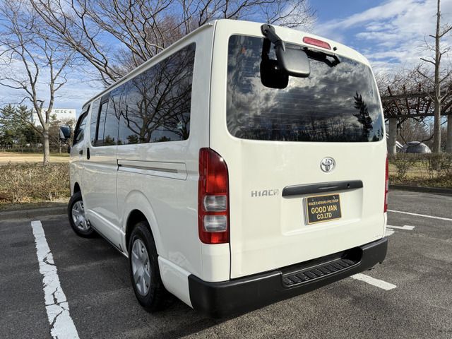 TOYOTA HIACE VAN 4WD 2010 Image 31