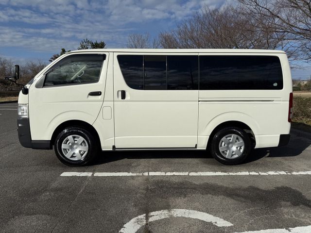 TOYOTA HIACE VAN 4WD 2010 Image 31