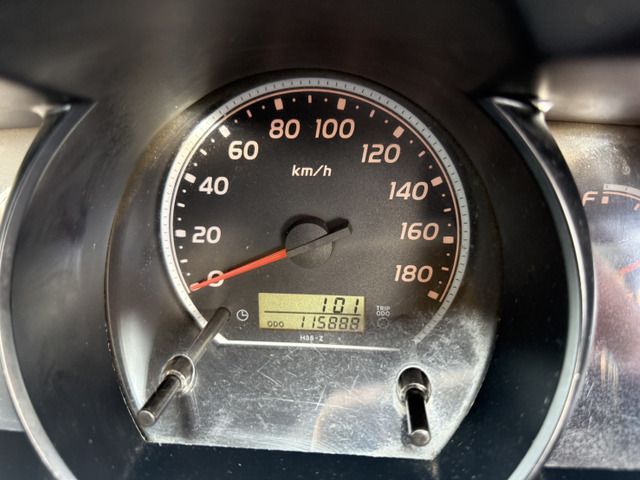 TOYOTA HIACE VAN 4WD 2010 Image 31