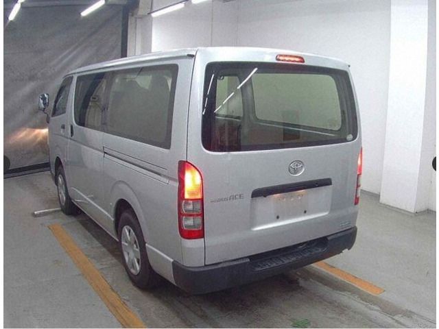 TOYOTA HIACE VAN 4WD 2013 Image 31