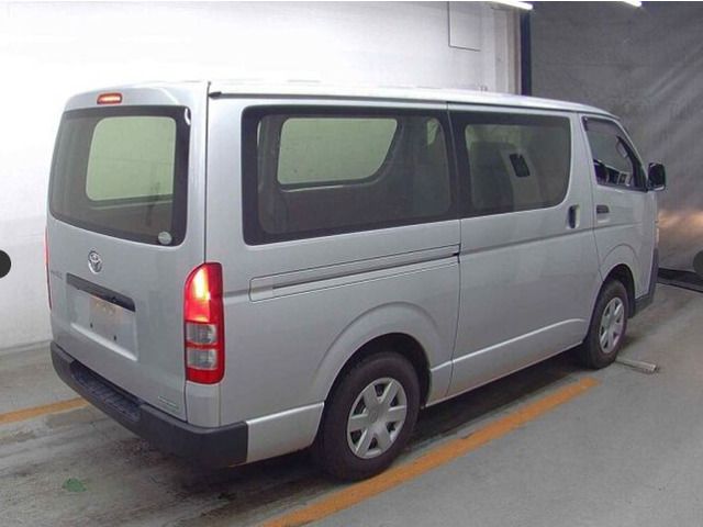 TOYOTA HIACE VAN 4WD 2013 Image 31