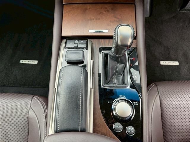 TOYOTA LEXUS GS450H 2015 Image 31