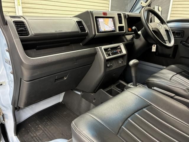 DAIHATSU HIJET TRUCK 4WD 2019 Image 31