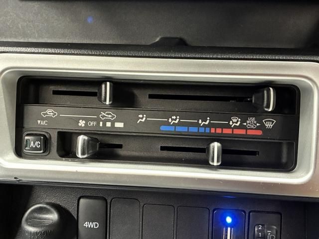 DAIHATSU HIJET TRUCK 4WD 2019 Image 31