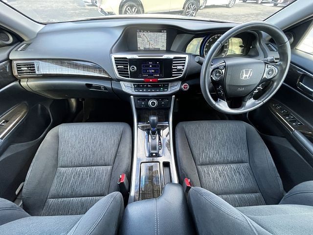 HONDA ACCORD HYBRID 2013 Image 31