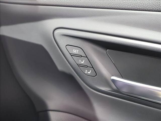 TOYOTA CROWN CROSSOVER 2023 Image 31