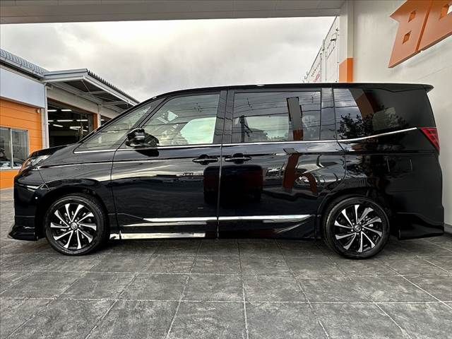 TOYOTA NOAH HYBRID 2025 Image 31