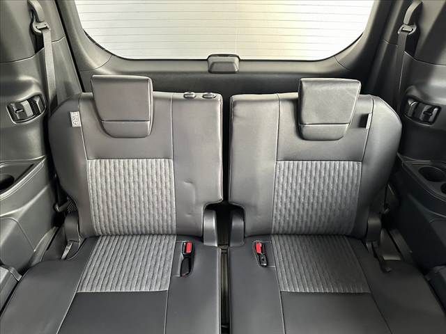 TOYOTA NOAH HYBRID 2025 Image 31