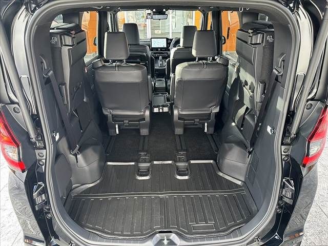 TOYOTA NOAH HYBRID 2025 Image 31