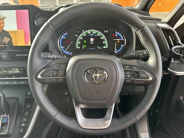 TOYOTA NOAH HYBRID 2025 Image 31