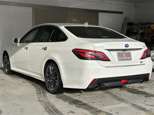 TOYOTA CROWN SEDAN HYBRID 4 2019 Image 31