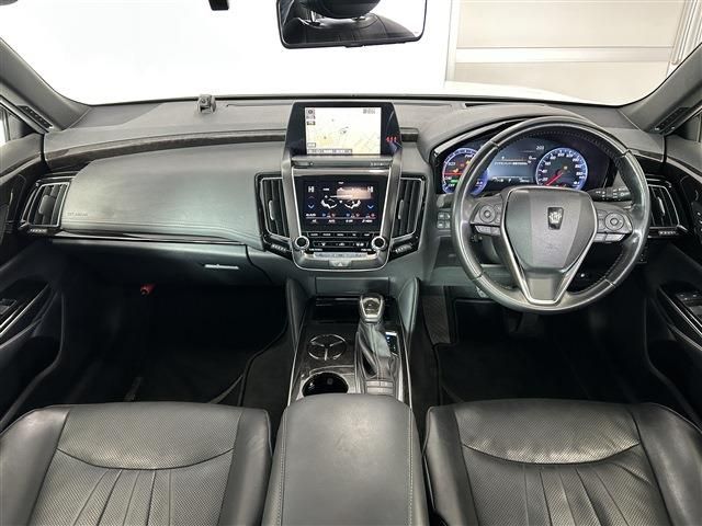 TOYOTA CROWN SEDAN HYBRID 4 2019 Image 31