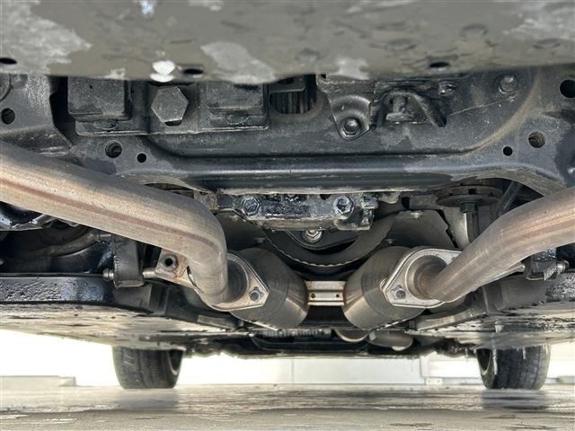 TOYOTA CROWN SEDAN HYBRID 4 2019 Image 31