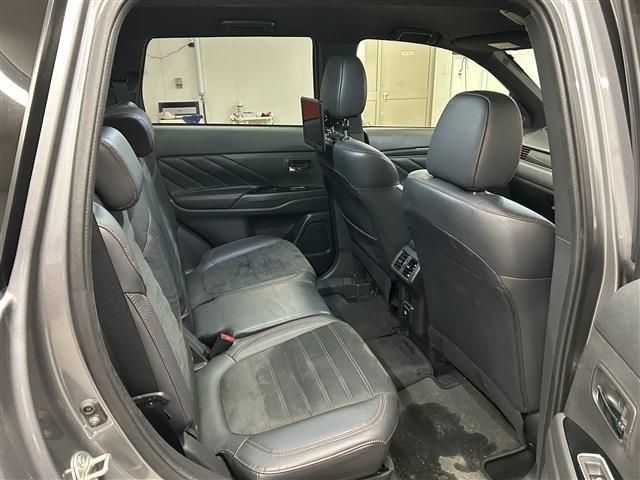 MITSUBISHI OUTLANDER PHEV 2021 Image 31