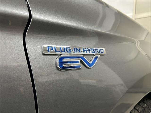 MITSUBISHI OUTLANDER PHEV 2021 Image 31