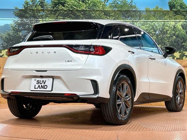 TOYOTA LEXUS LBX 2024 Image 31