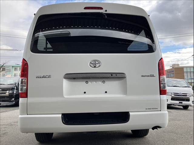TOYOTA REGIUSACE VAN 2WD 2018 Image 31
