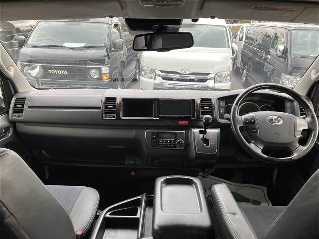 TOYOTA REGIUSACE VAN 2WD 2018 Image 31